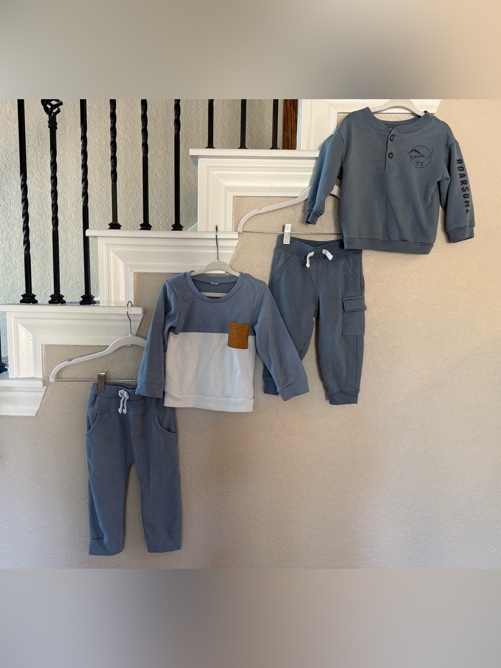 Boys Jogger Sets (18 m) - Picture 2 of 3